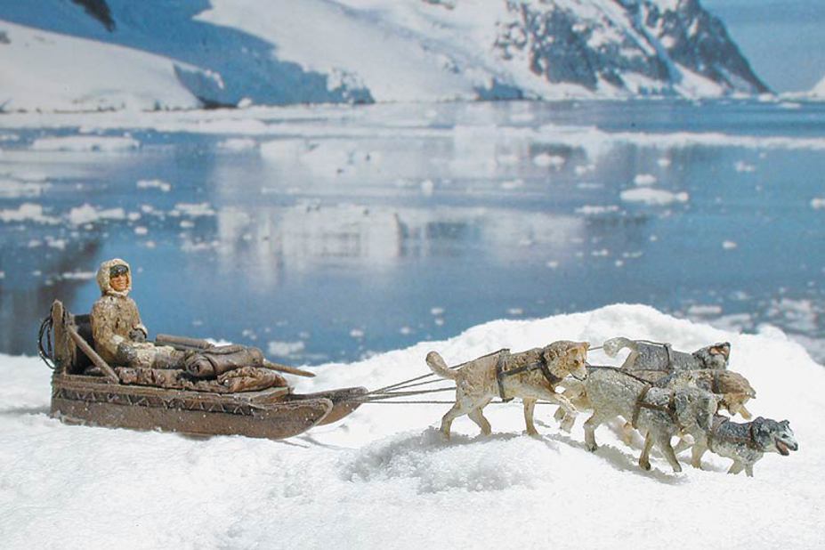 Inuit life Small 9
