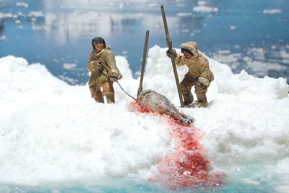 Inuit life Small 10
