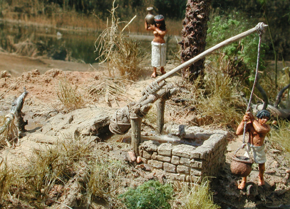 Life in ancient Egypt at the river Nile Small 15