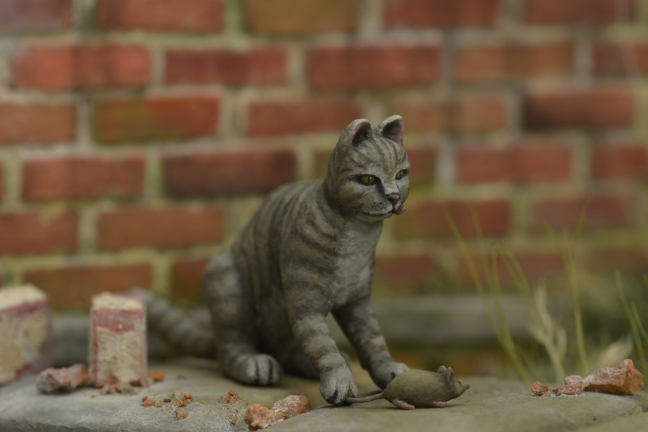 "In der Falle?" Small 8