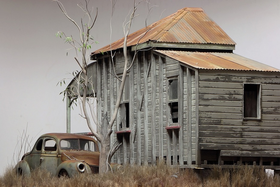 Queensland Miners Cottage, Scale1:24 Small 5