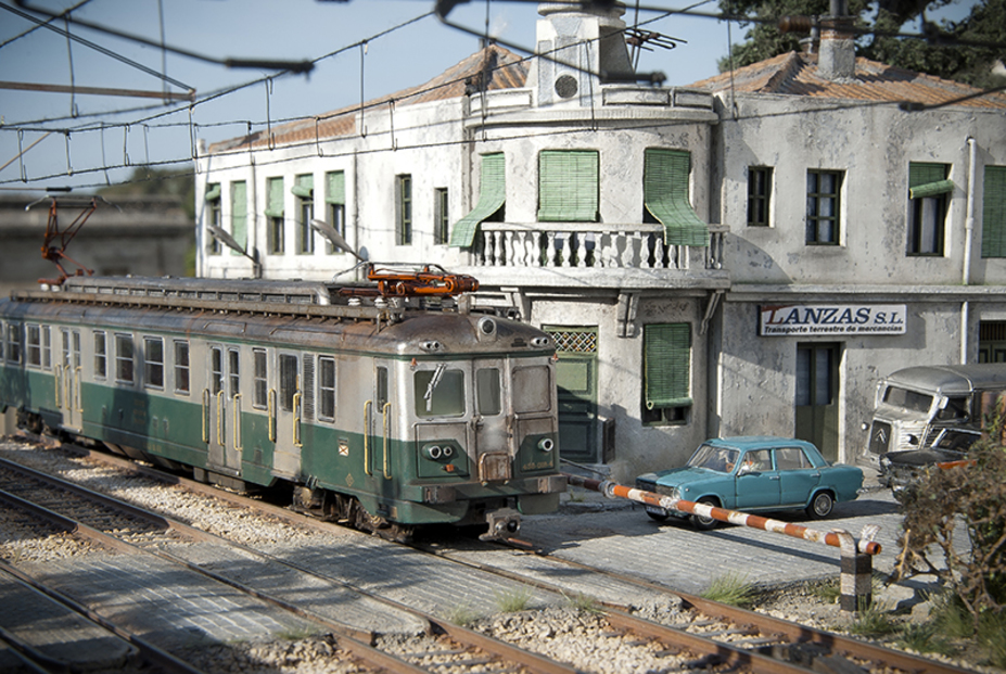 Level crossing Penyuelas Small 8