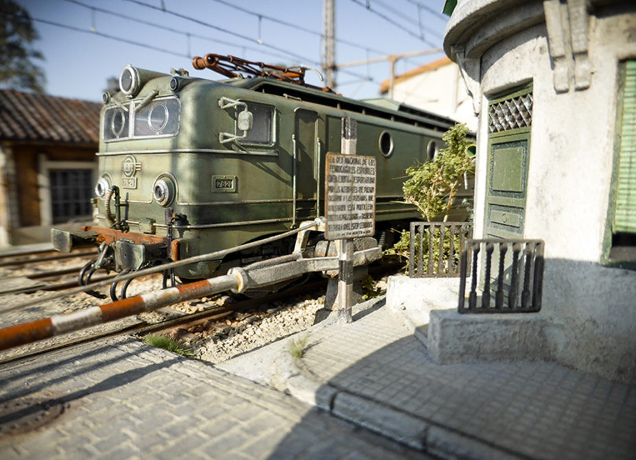 Level crossing Penyuelas Small 9