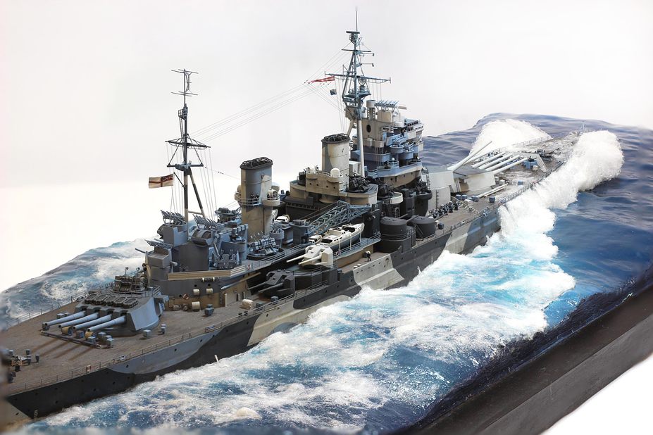 1/350 HMS Howe Small 7