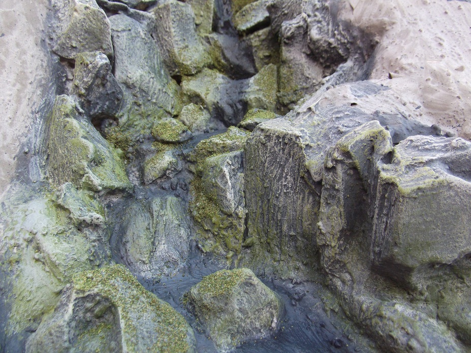 1:76 WATERFALL (APPROXIMATELY) Small 7