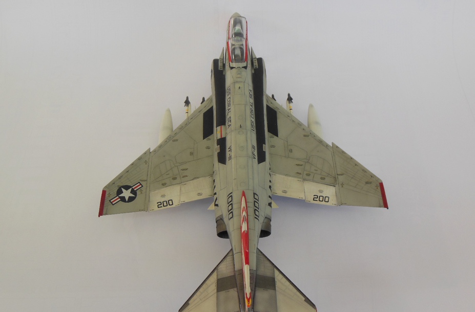 F-4B VF-111 SUNDOWNERS  Small 11