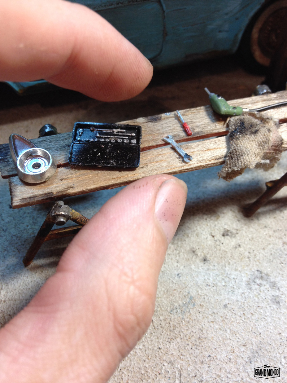 BarnGarage Diorama Ford Thunderbird 1955 Small 9