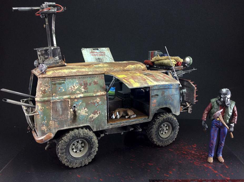 1/24 Volkswagen Van - Zombie Extermination Machine.