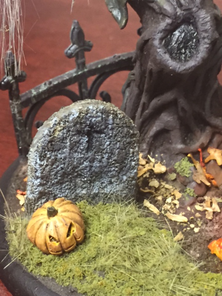 Spooky Tree Small 2
