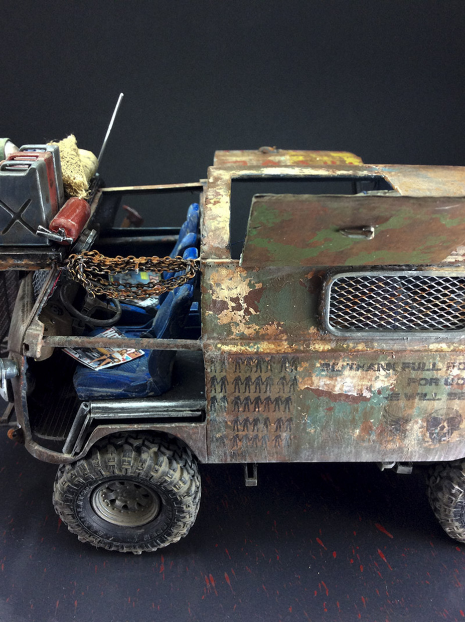 1/24 Volkswagen Van - Zombie Extermination Machine. Small 5
