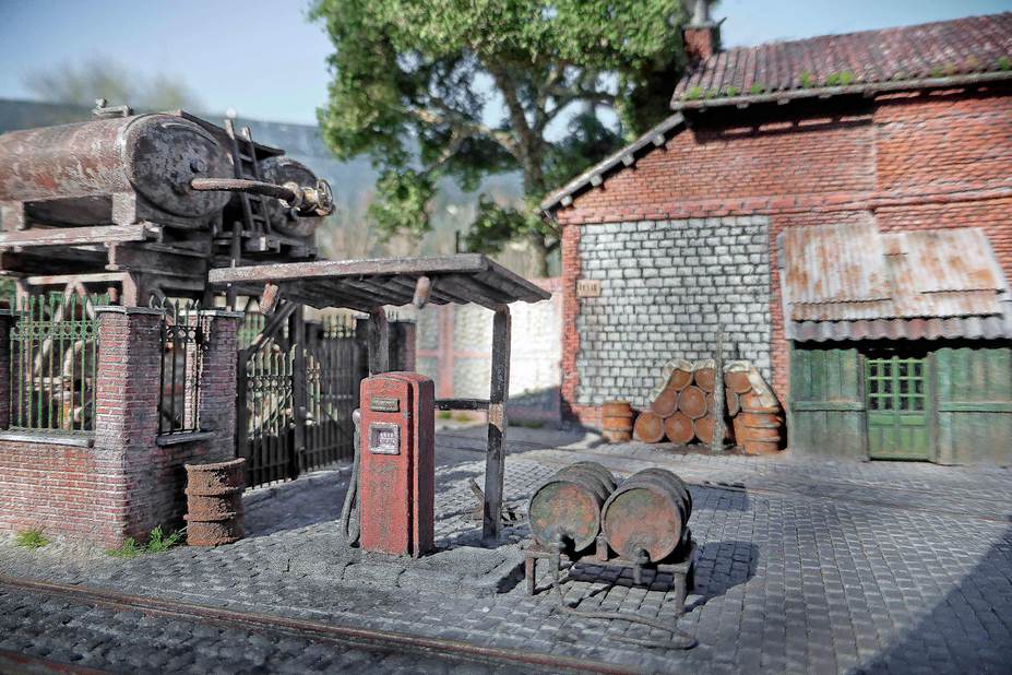 Rail yard. Madrid, year 1969-1970. Small 4