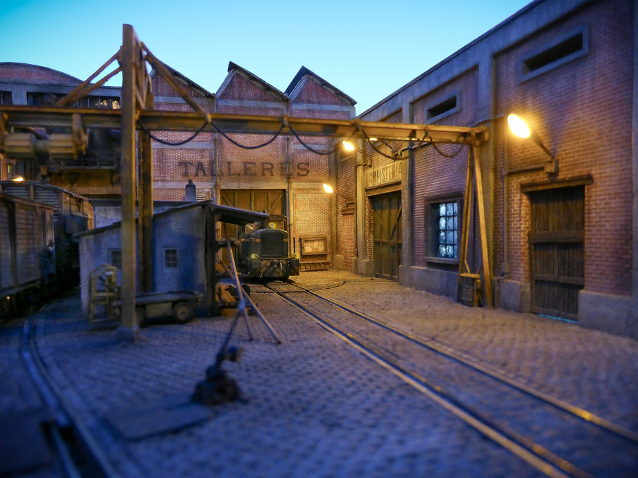 Rail yard. Madrid, year 1969-1970. Small 7